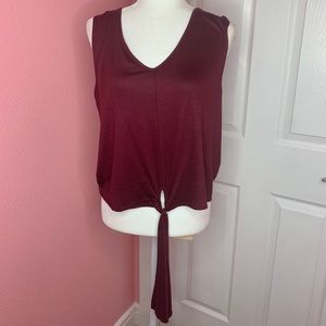 Burgundy tank top size: extra large